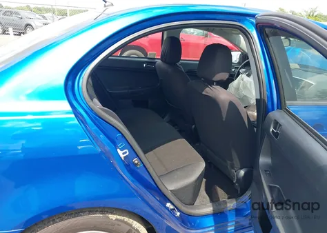 2016 Mitsubishi Lancer Es/Se/Sel z USA, uszkodzony, nr VIN JA32V2FW9GU003160